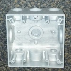 Mulberry 30245 Powdered Die Cast Aluminum 2-Gang Weatherproof Outlet Box With Lug 4-1/2-Inch x 4-1/2-Inch x 2-Inch 30.5-Cubic-Inch Royal Mountie